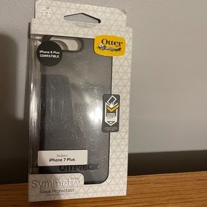 iPhone 7 Plus/ 8 Plus Otterbox Symmetry
